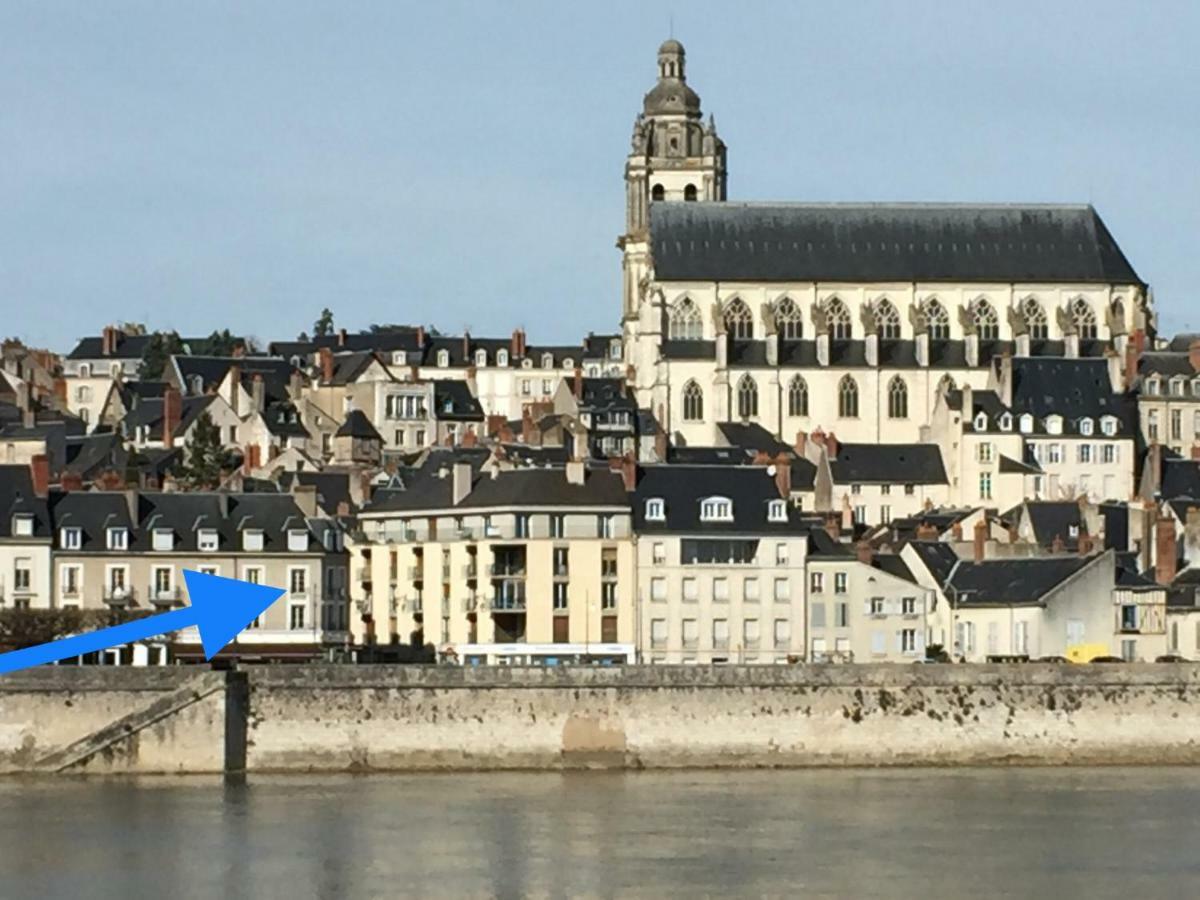 Les Lumieres De La Loire Apartment Блоа Екстериор снимка